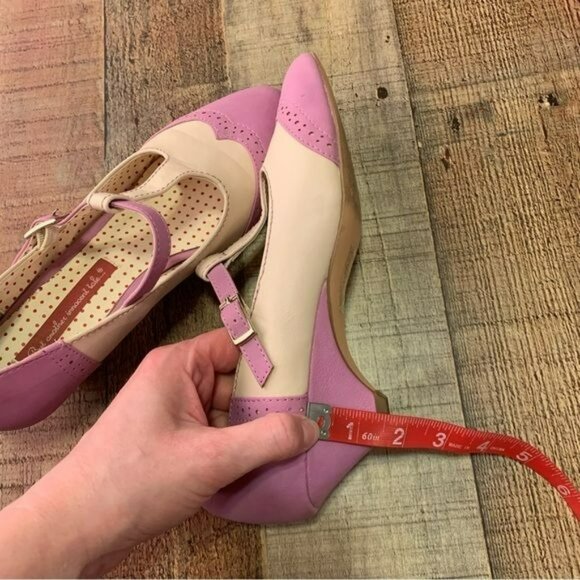 But another innocent tale Ione Wing Tip T-Strap Low Heel purple/tan shoe 7.5 - Picture 4 of 10